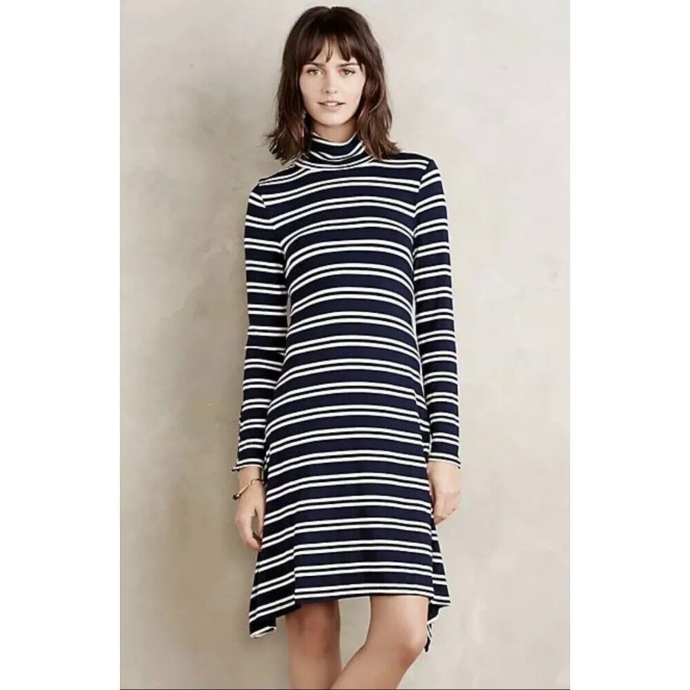 ANTHROPOLOGIE MAEVE Navy/White Striped Jersey Turtleneck Handkerchief Hem